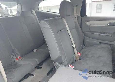 2016 Chevrolet Traverse Ls z USA, uszkodzony, nr VIN 1GNKRFKD1GJ297714